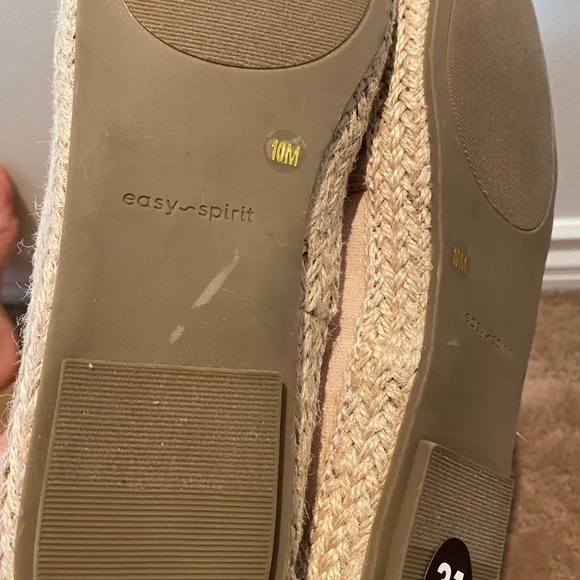 Easy Spirit Women’s Beige Tan Espadrille Flats Shimmer size 10 Slip On - Picture 6 of 11